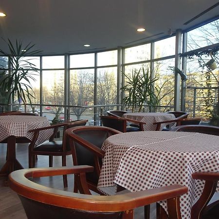 Hotel Nord Ploieşti Extérieur photo