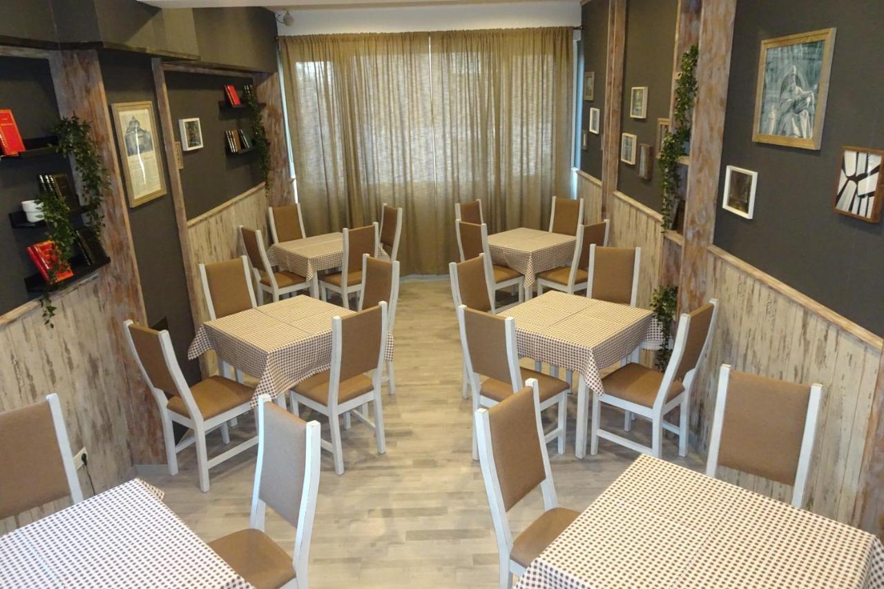Hotel Nord Ploieşti Extérieur photo