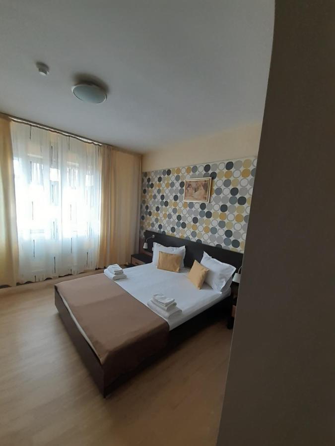 Hotel Nord Ploieşti Extérieur photo